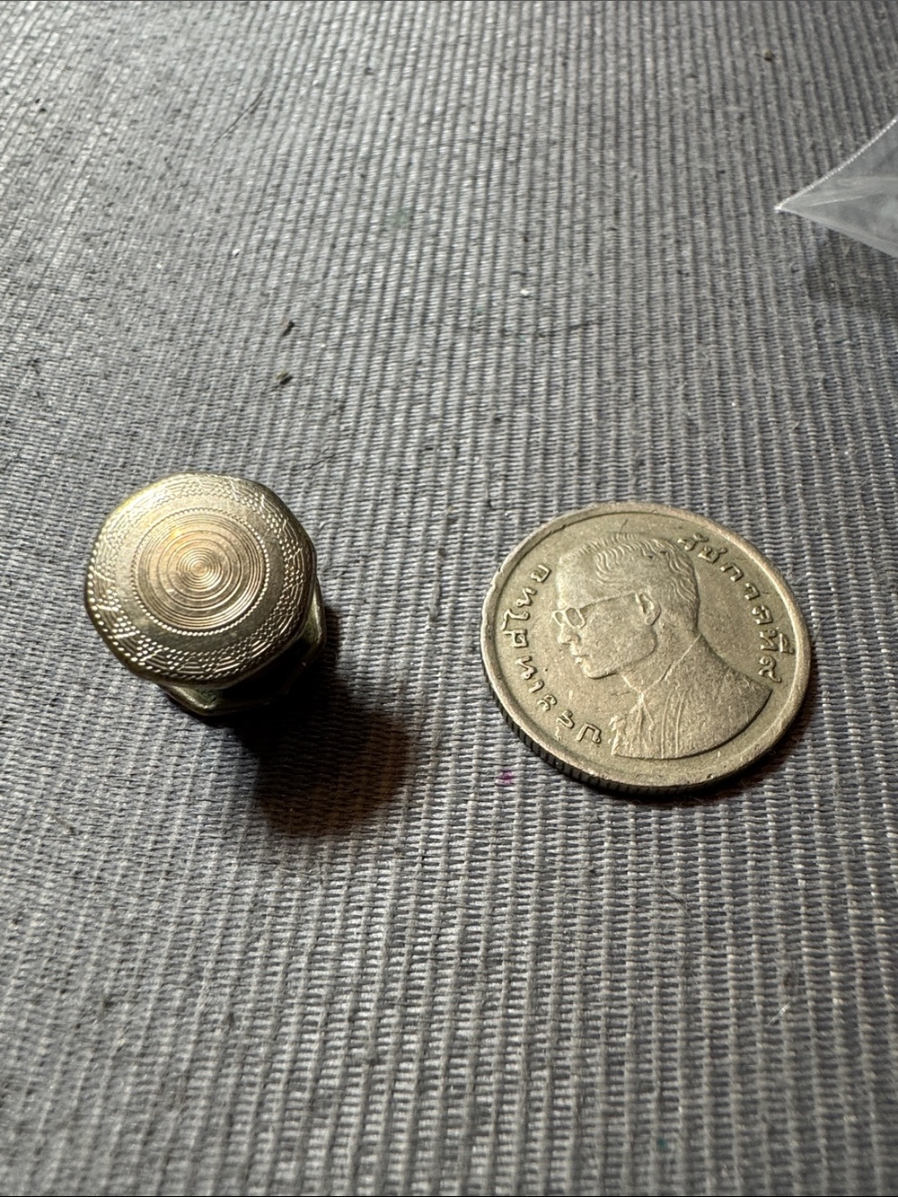 Source Unknown Silver-Tone Round Textured Cuff Links
